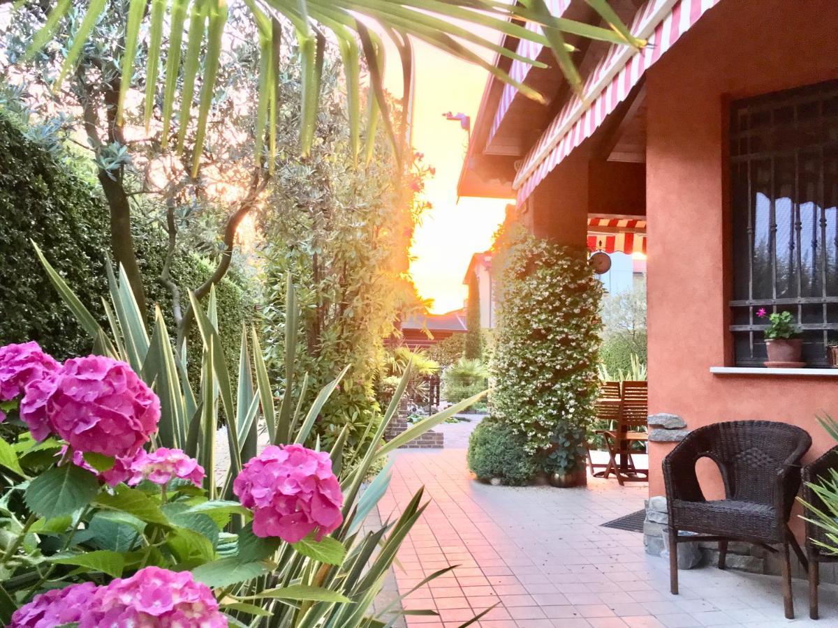 ديسينسانو ديل غاردا B&B Desenzano Paradise المظهر الخارجي الصورة